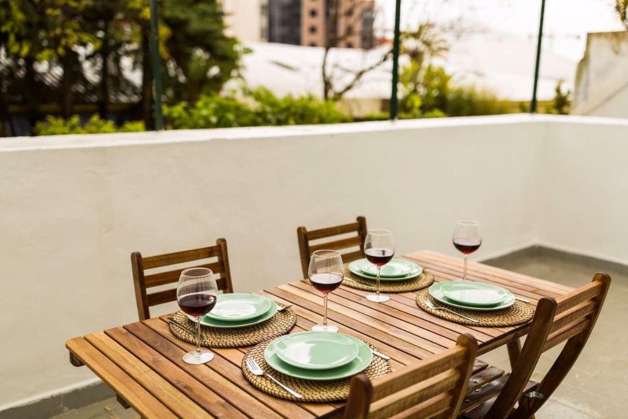 Appartamento Olá Lisbon - Rato Terrace IV Esterno foto